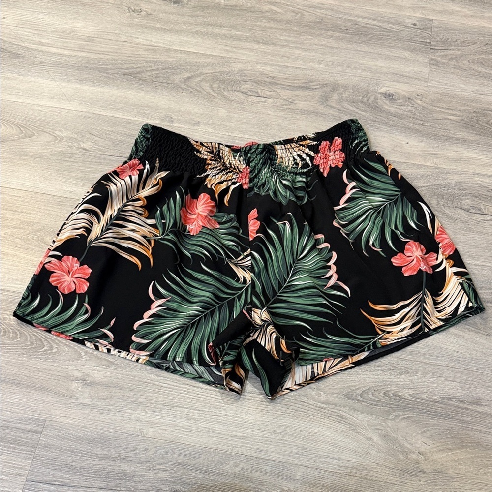 SHEIN Black Tropical Floral High Waist Shorts size 1X